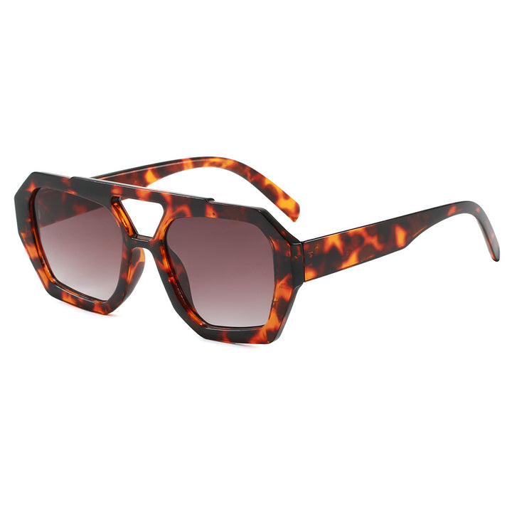 Women's geometric sunglasses in extravagant design Bowlift