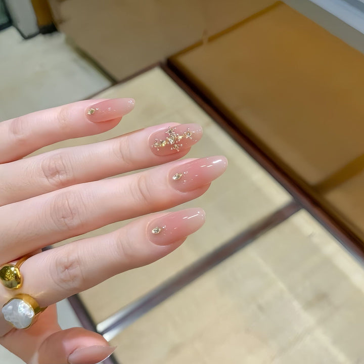 Acrylic nails with glamorous glitter pattern Bowlift