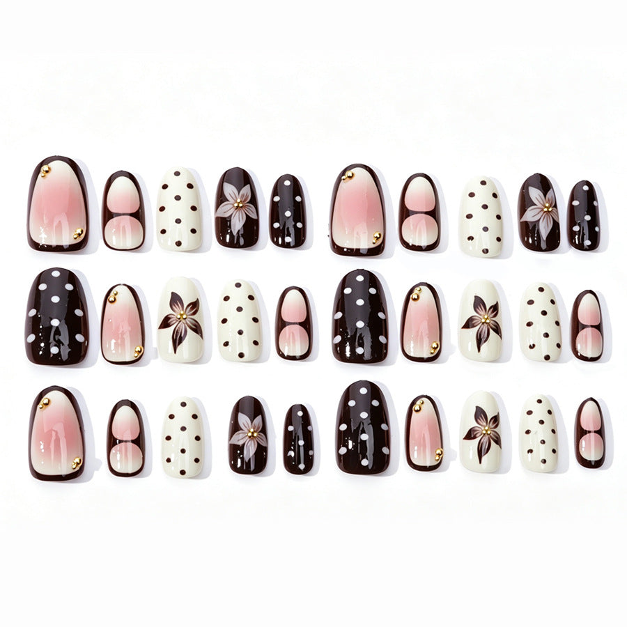 Elegant Floral Design Press-On Nail Set Bowlift