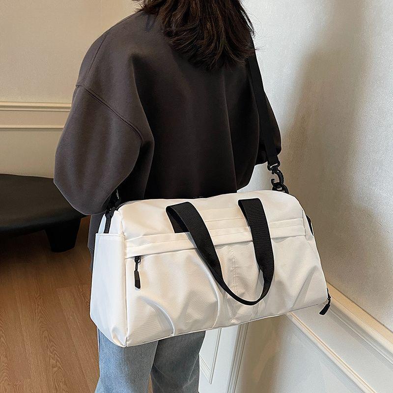 Versatile Multi-Functional Sport Duffel Bag Bowlift