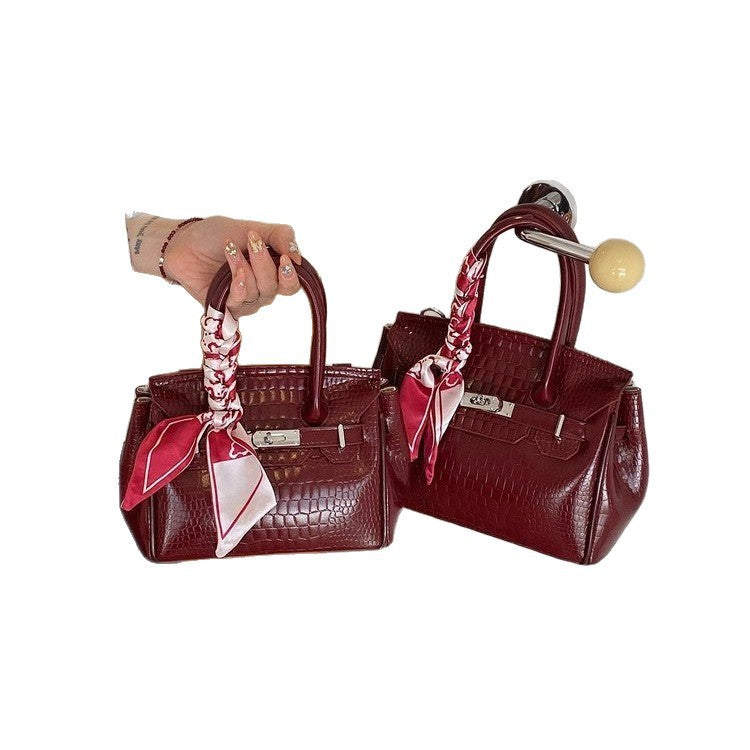 Elegant Crocodile Embossed Handbag Bowlift