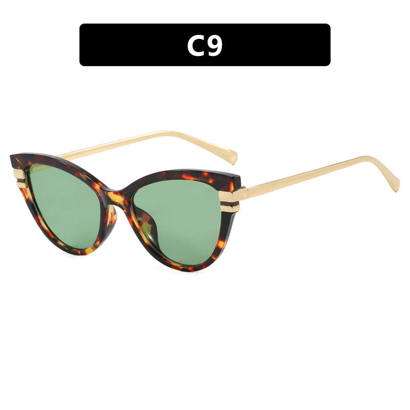 Ladies Cat-Eye Sunglasses with Elegant Plastic Frame and Golden Accents Bowlift