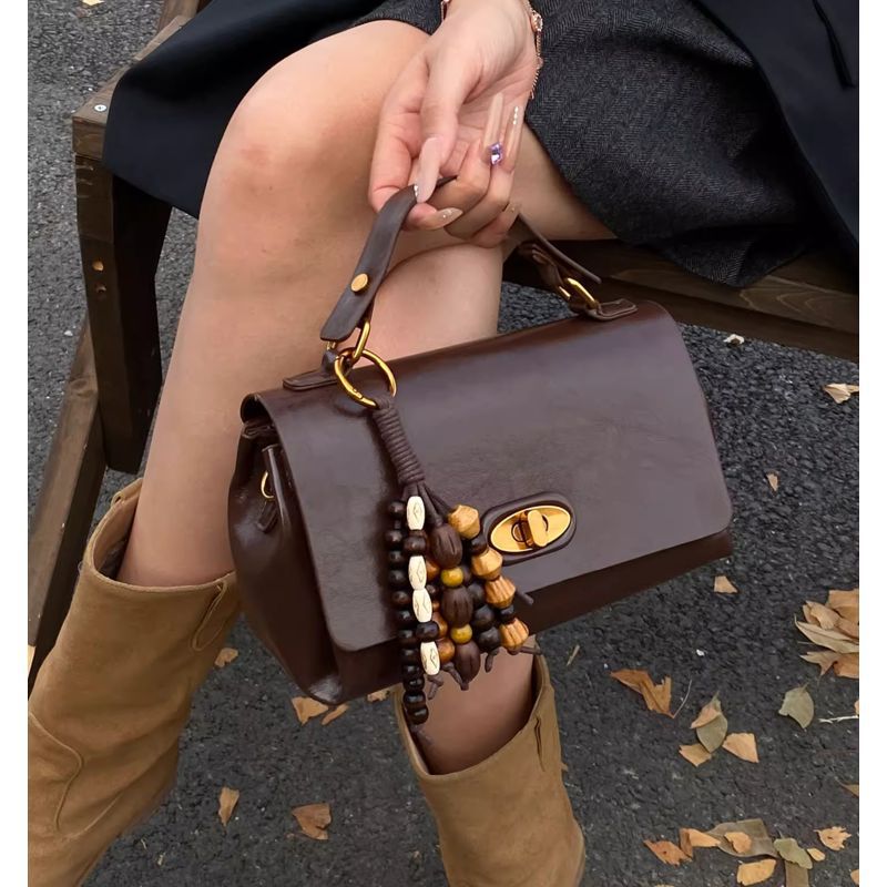 Elegant Portable Handbag Bowlift