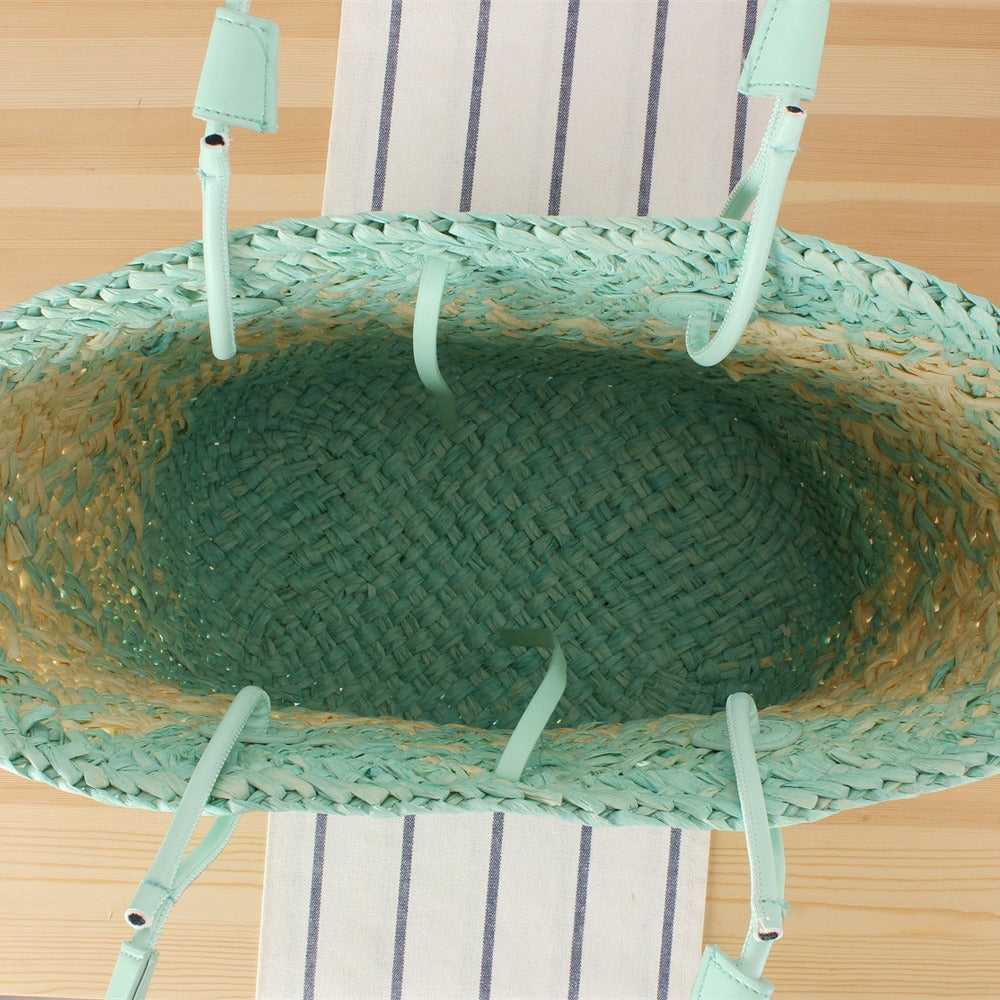 Beach bag with colorful woven design Bowlift