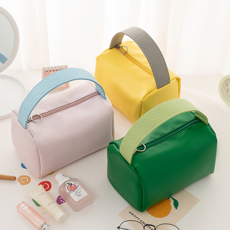 Elegant Faux Leather Cosmetic Case Bowlift