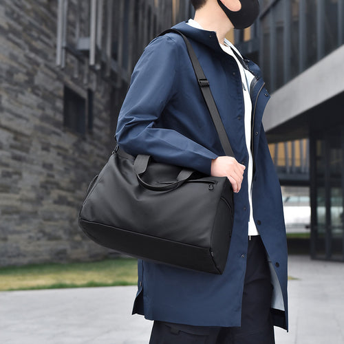 Sporty Weekend Bag Bowlift