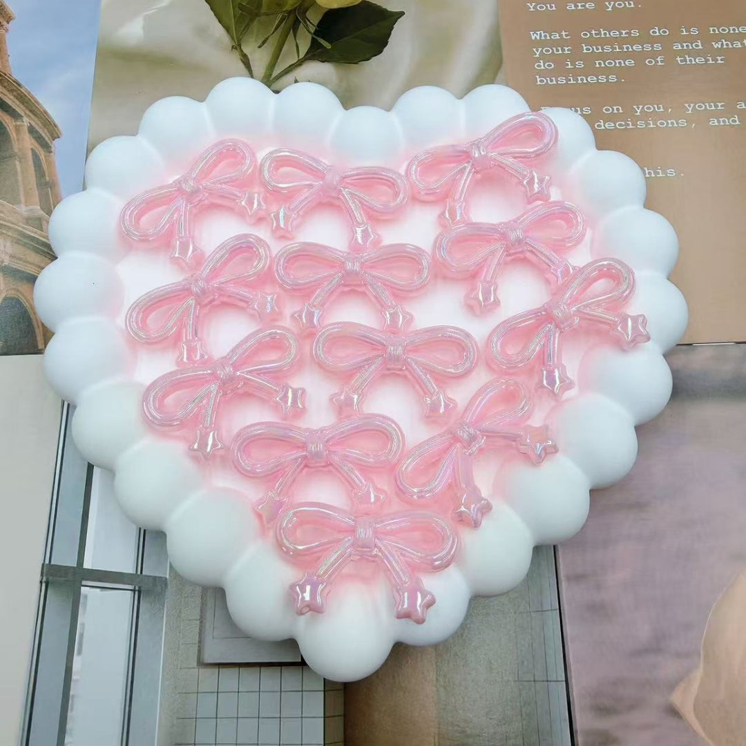 Decorative Heart-Shaped Bow Holder Bowlift