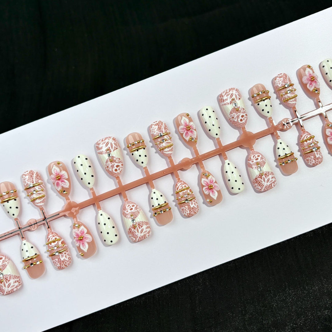 Decorative Floral and Gem-Embellished Press-On Nail Set