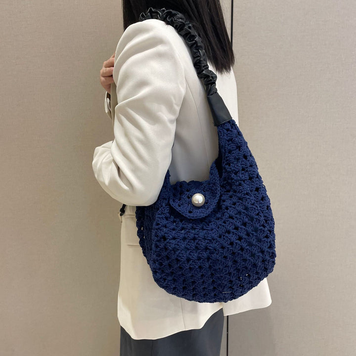 Handcrafted Shoulder Bag Bowlift