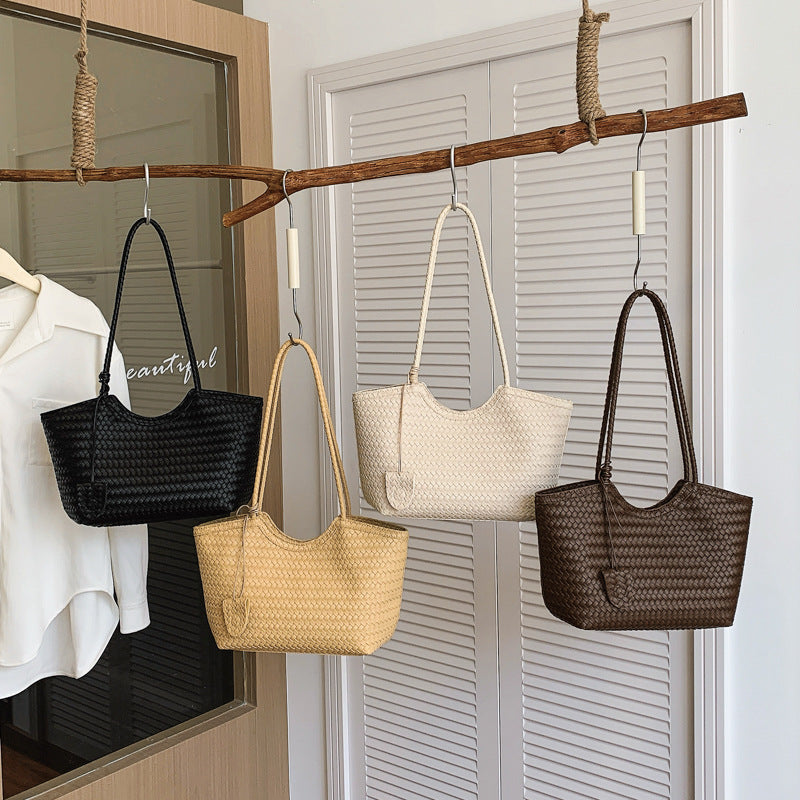 Artisan ven Shoulder Bag Bowlift