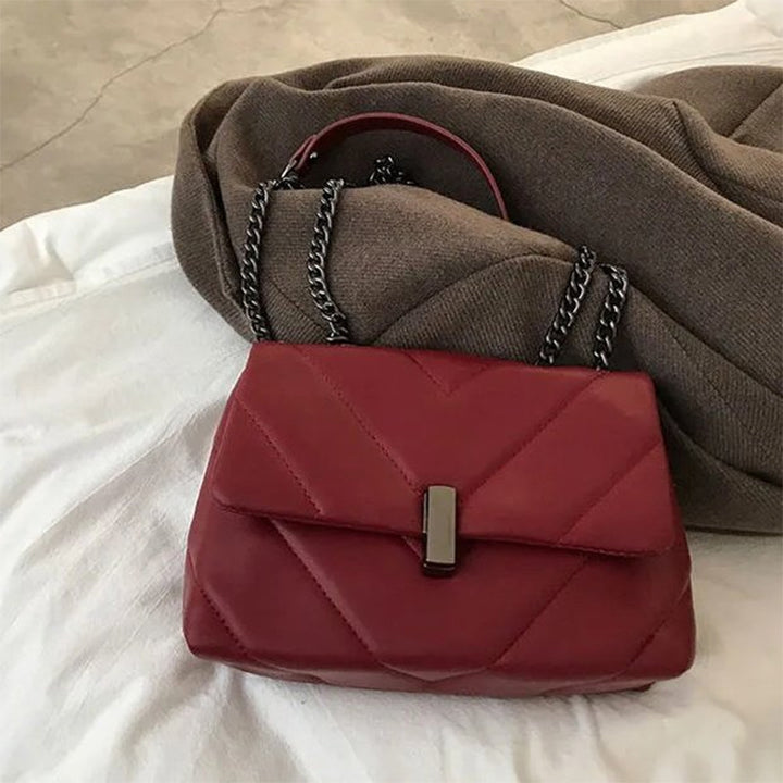 Elegant Quilted Shoulder Handbag Bowlift