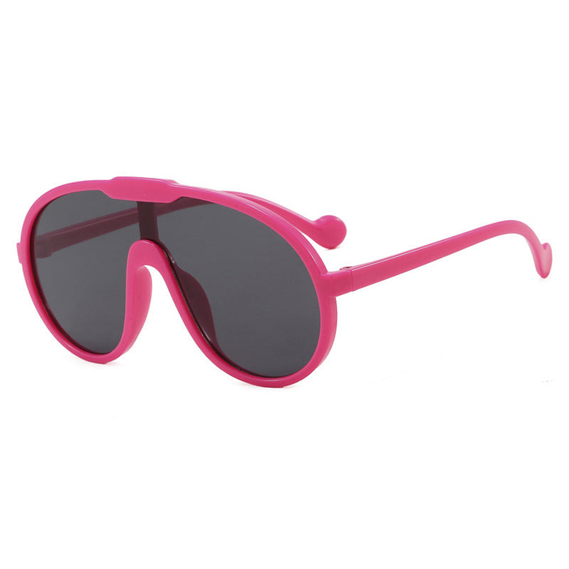 Ladies fashionable sports sunglasses in unique design with UV protection and flexible temples Bowlift