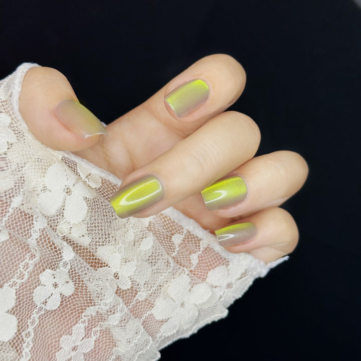 Vibrant Gradient Press-On Nail Art Set