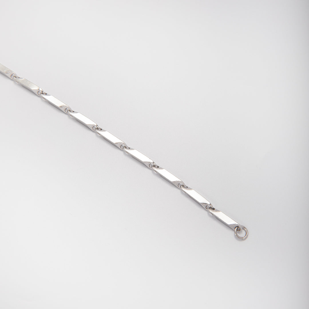 Distinctive Geometric Chain Bracelet Bowlift