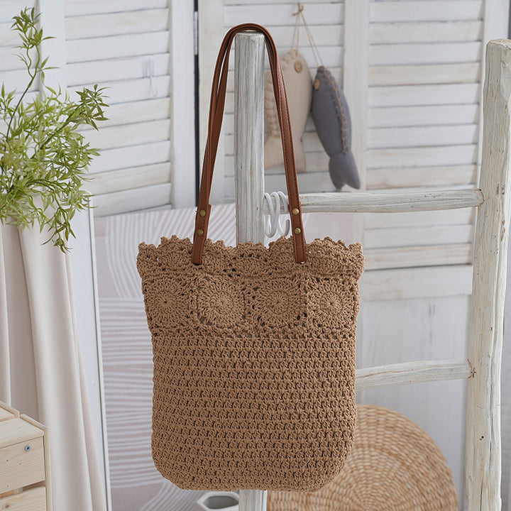 Handwoven bast bag Bowlift