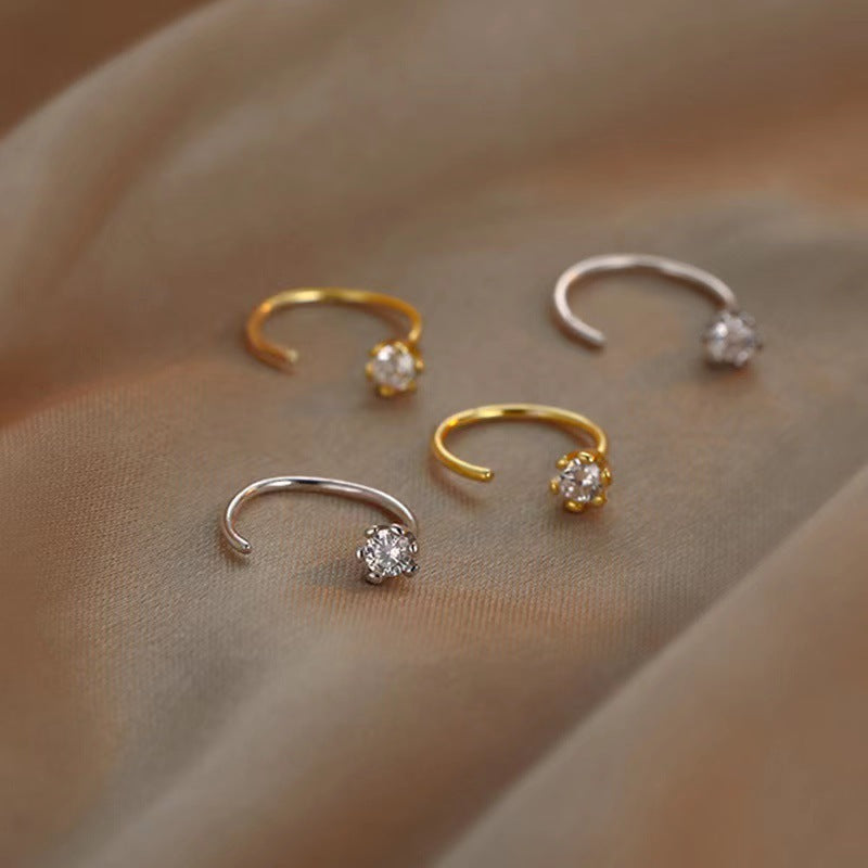 Sparkling and Elegant Stud Earrings Bowlift