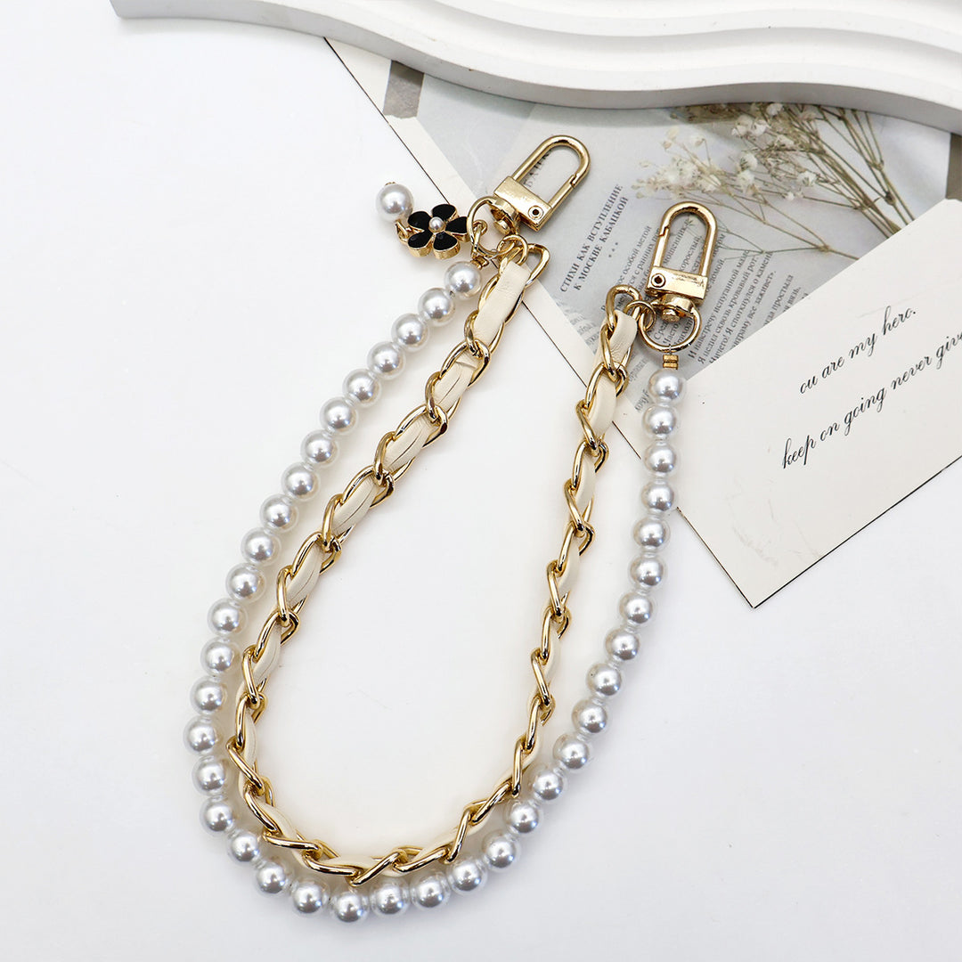 Stylish Pearl-Embellished Eyewear Chain Bowlift