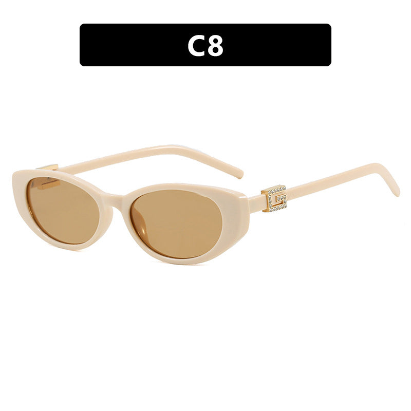 Women's cat-eye sunglasses with elegant metal frame and protective UV filter Bowlift