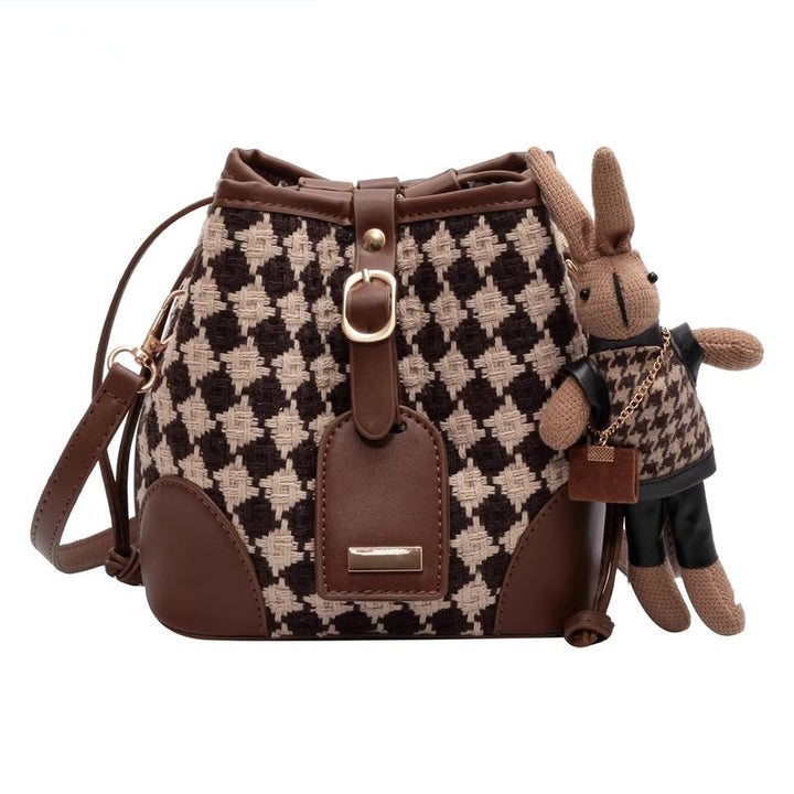 Chic Bucket Bag Bowlift