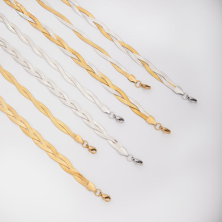 Elegant Textured Wire Bracelet Bowlift