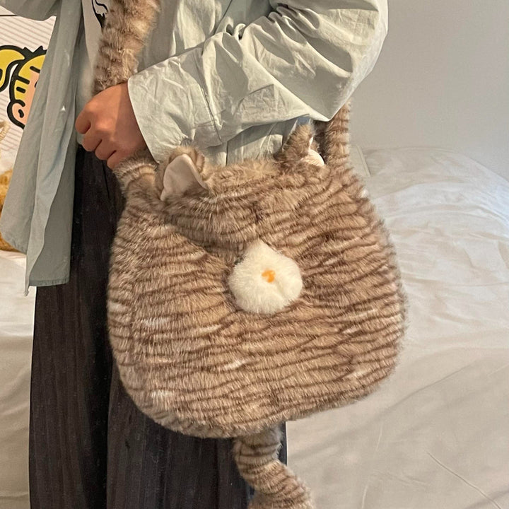 Cozy Plush Shoulder Bag with Animal Motif Bowlift