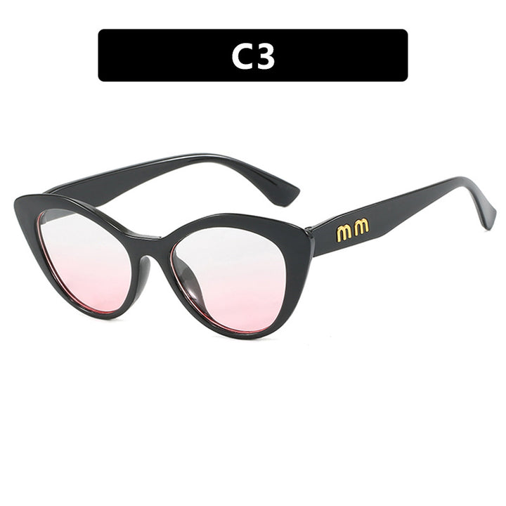 Ladies extravagant Cat-Eye sunglasses with protective UV filter Bowlift