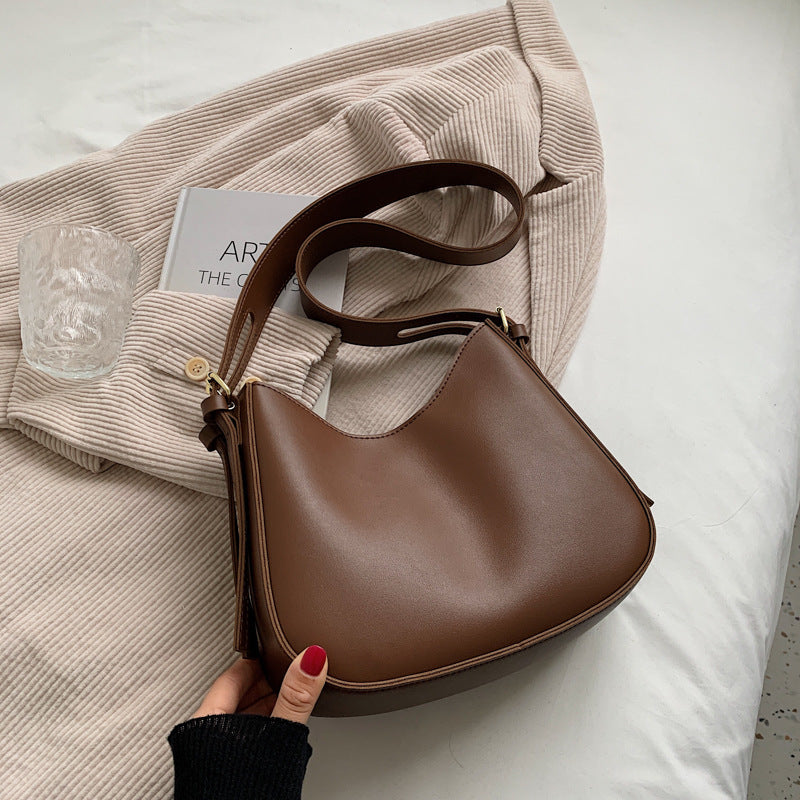 Elegant Everyday Shoulder Bag Bowlift