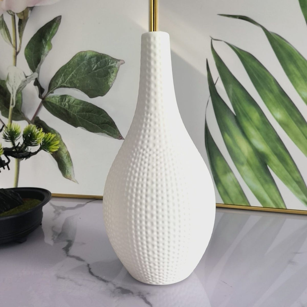 Decorative Textured Vase Bowlift
