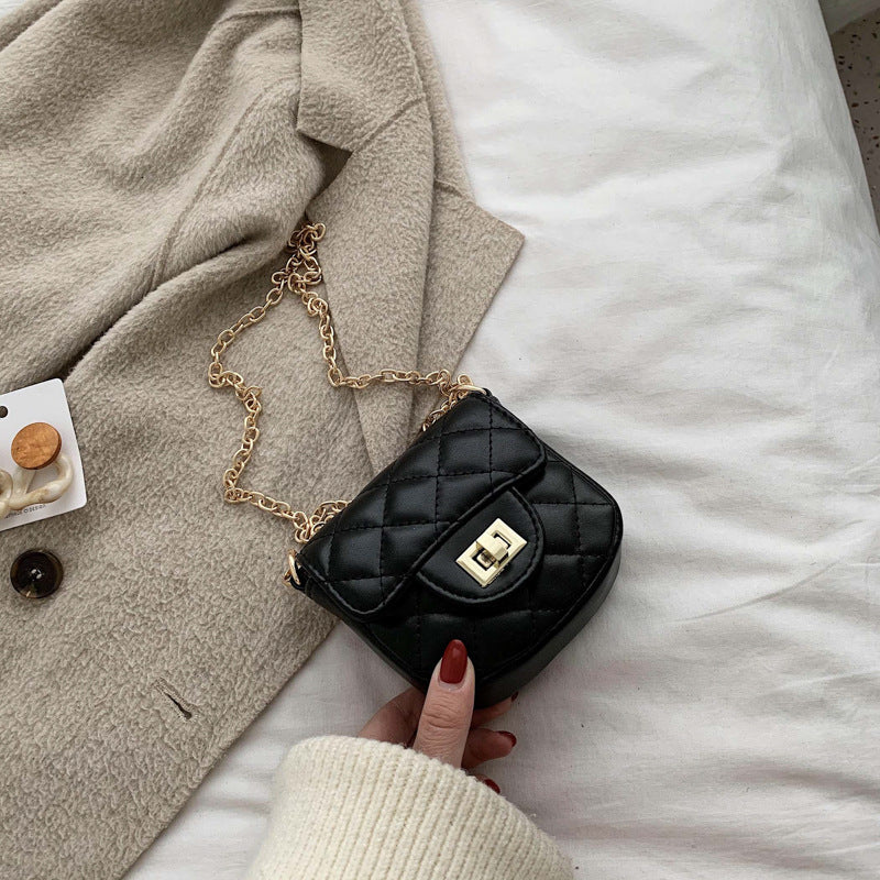 Quilted Crossbody Handbag Bowlift