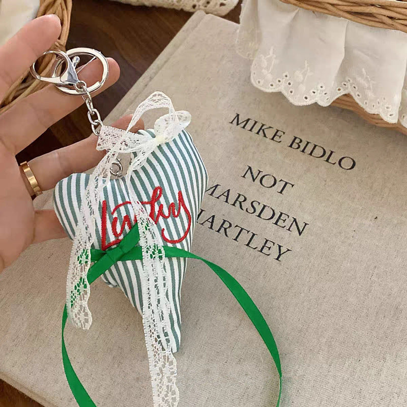 Creative Heart-Shaped Keychain Bowlift