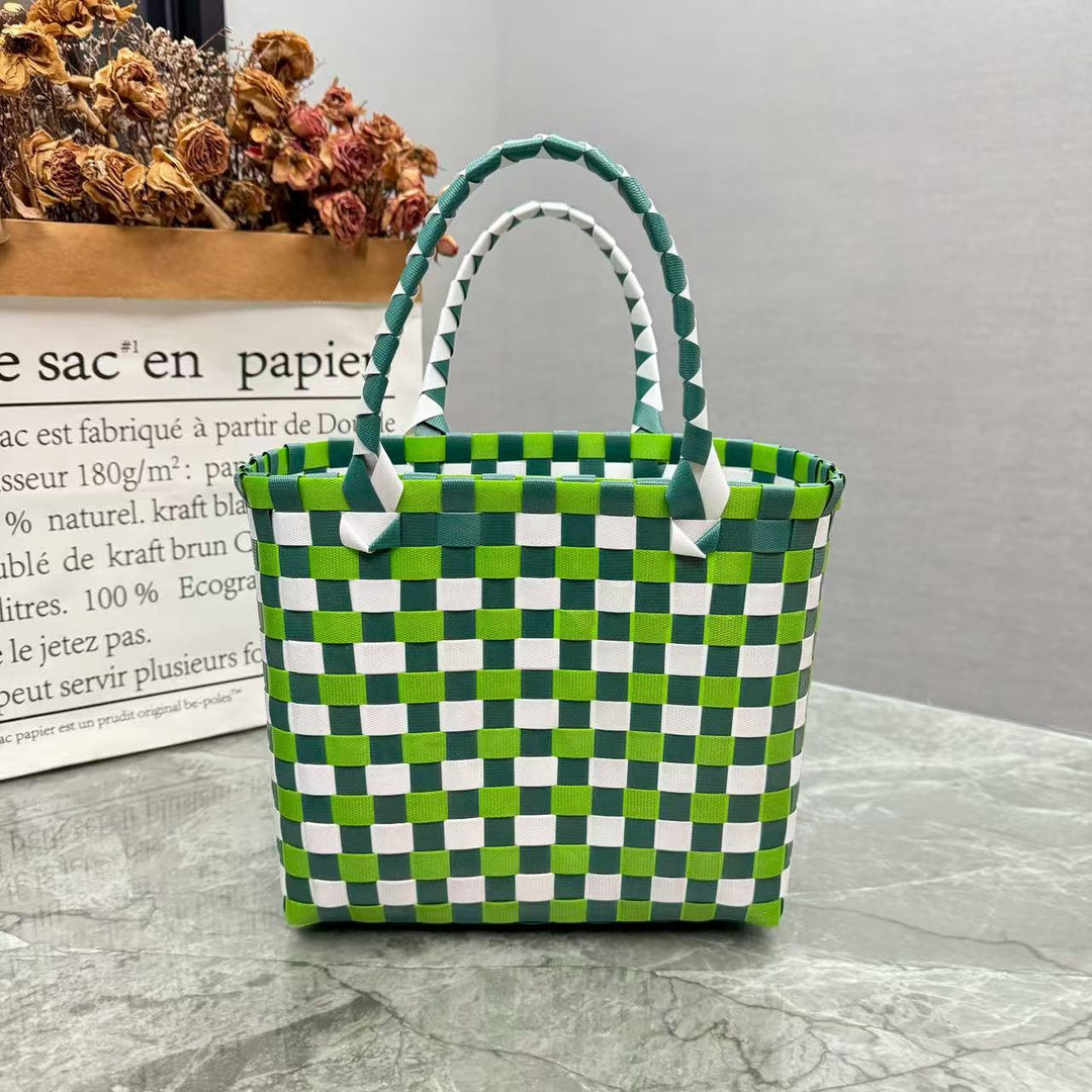 Charming and playful handbag Bowlift