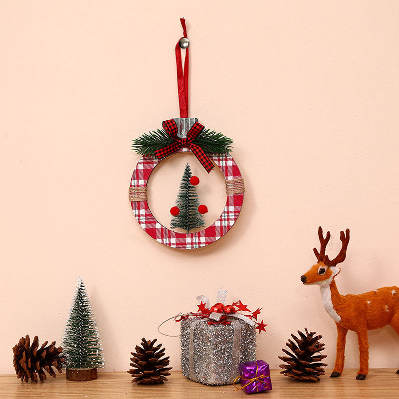 Charming Holiday Wreath Decoration Bowlift