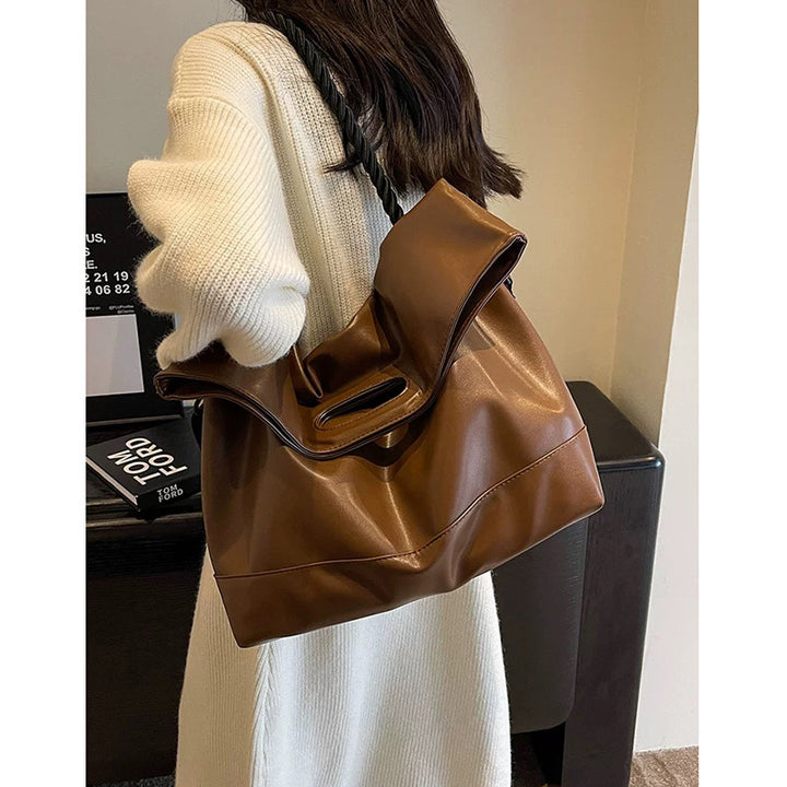 Slouchy Hobo Bag Bowlift