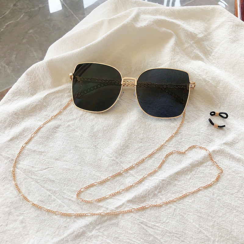 Chic Eyewear Chain with Decorative Clips Bowlift