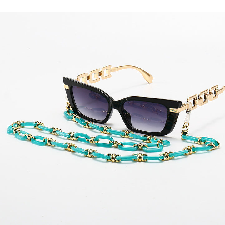 Fashion Cat-Eye Sunglasses with Elegant Chain Bowlift