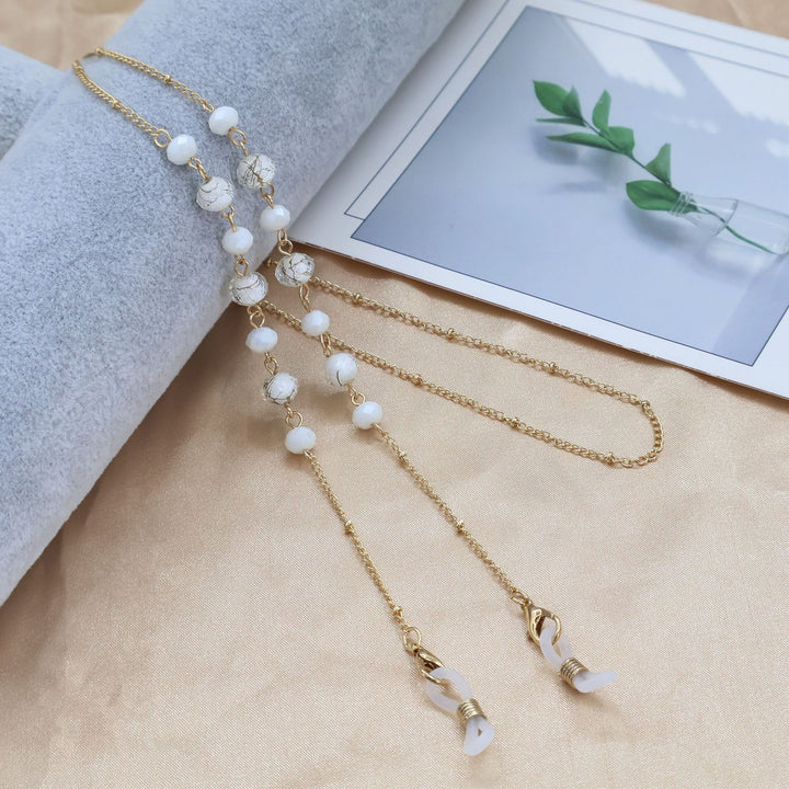 Fashionable Eyewear Chain Bowlift