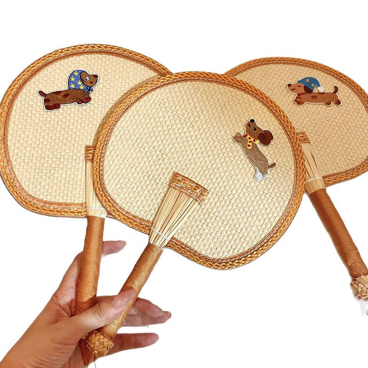 Hand fan with adorable animal design Bowlift