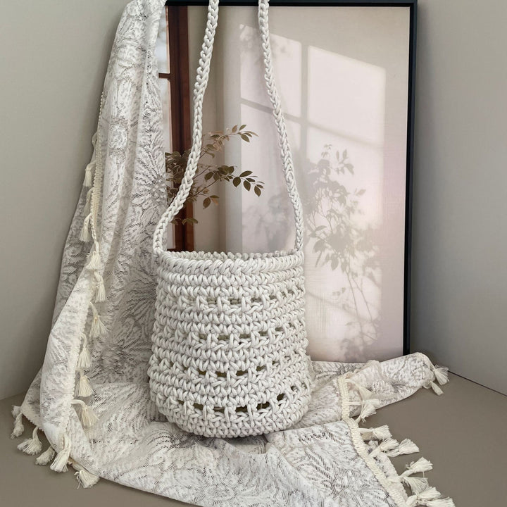 Macrame Handbag in Boho Style Bowlift