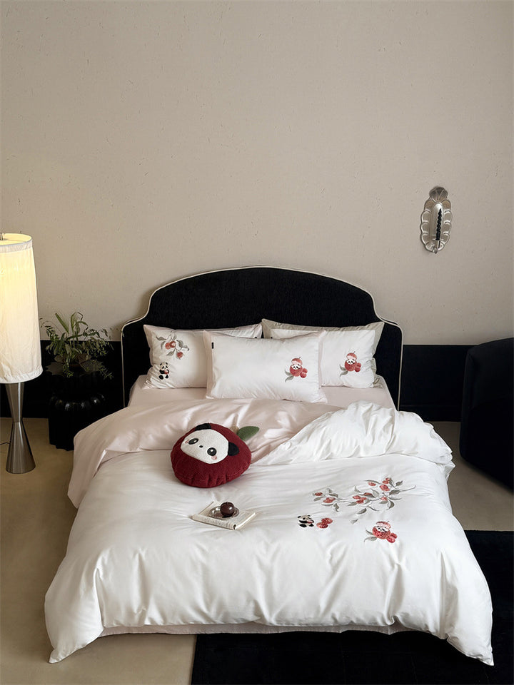 Embroidered cotton satin bed linen set with floral apple and panda appliqué Bowlift