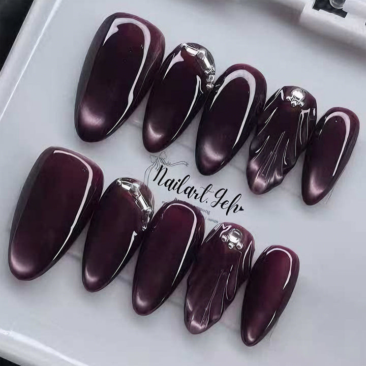 Glossy Pointed Press-On Nail Art