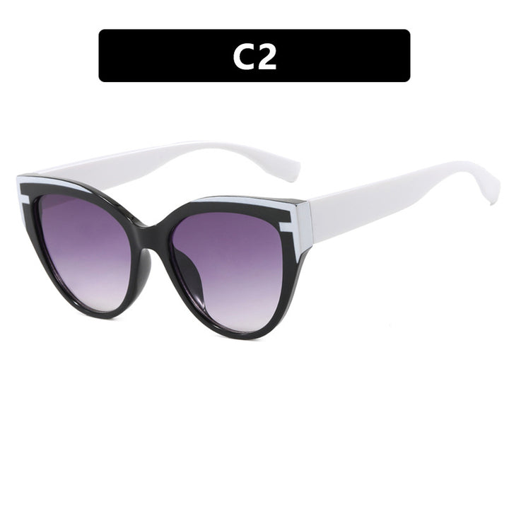 Ladies Cat-Eye Sunglasses with Extravagant Frame and UV Protection Bowlift