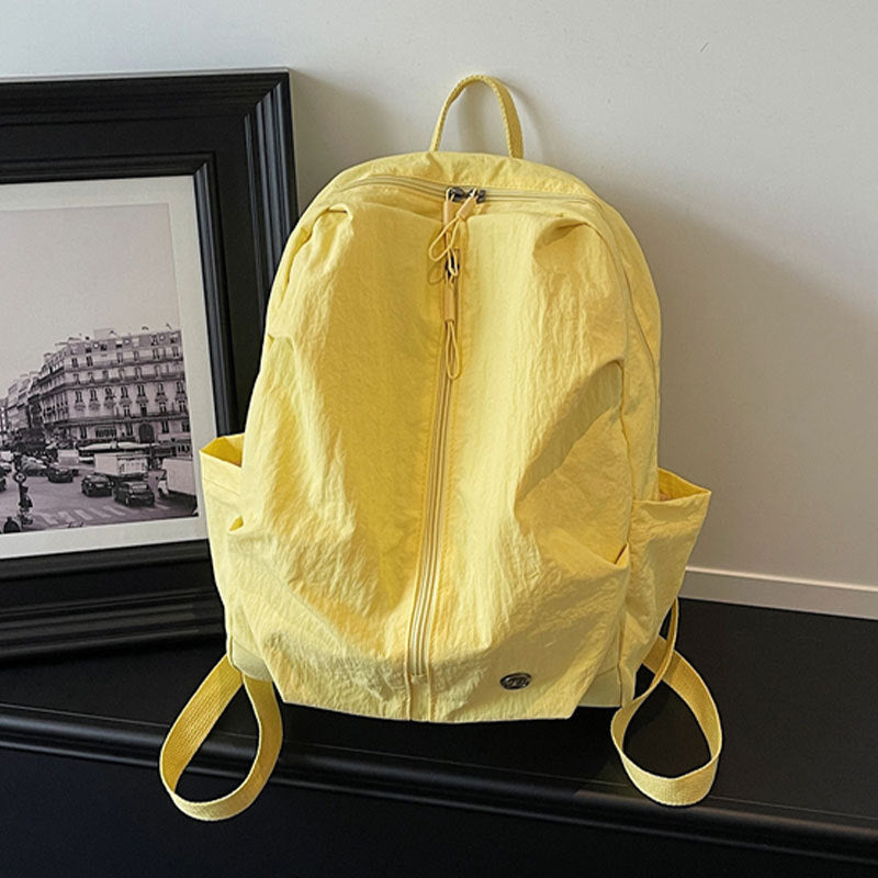 Lightweight Everyday Backpack Bowlift