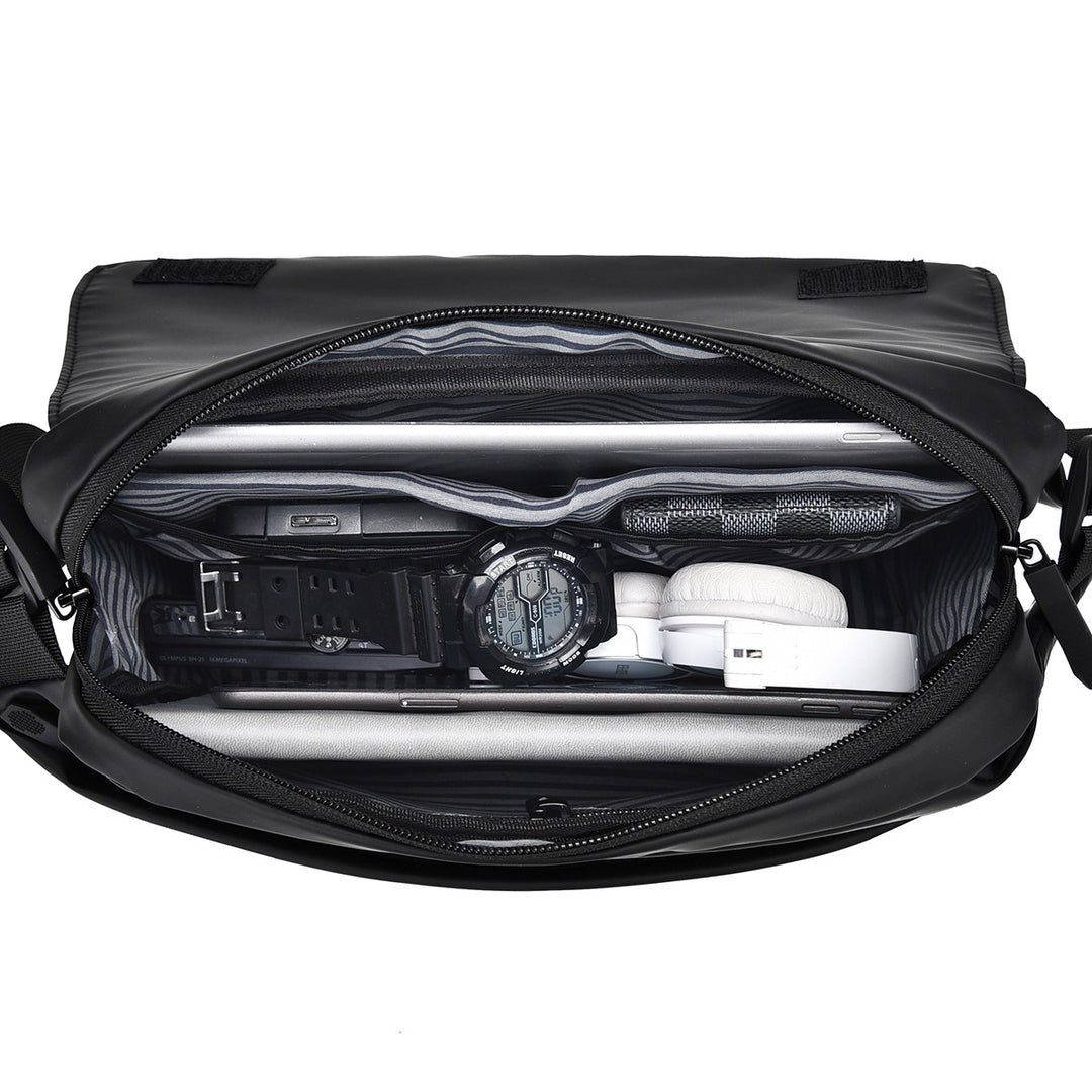 Waterproof Convertible Sling Bag Bowlift