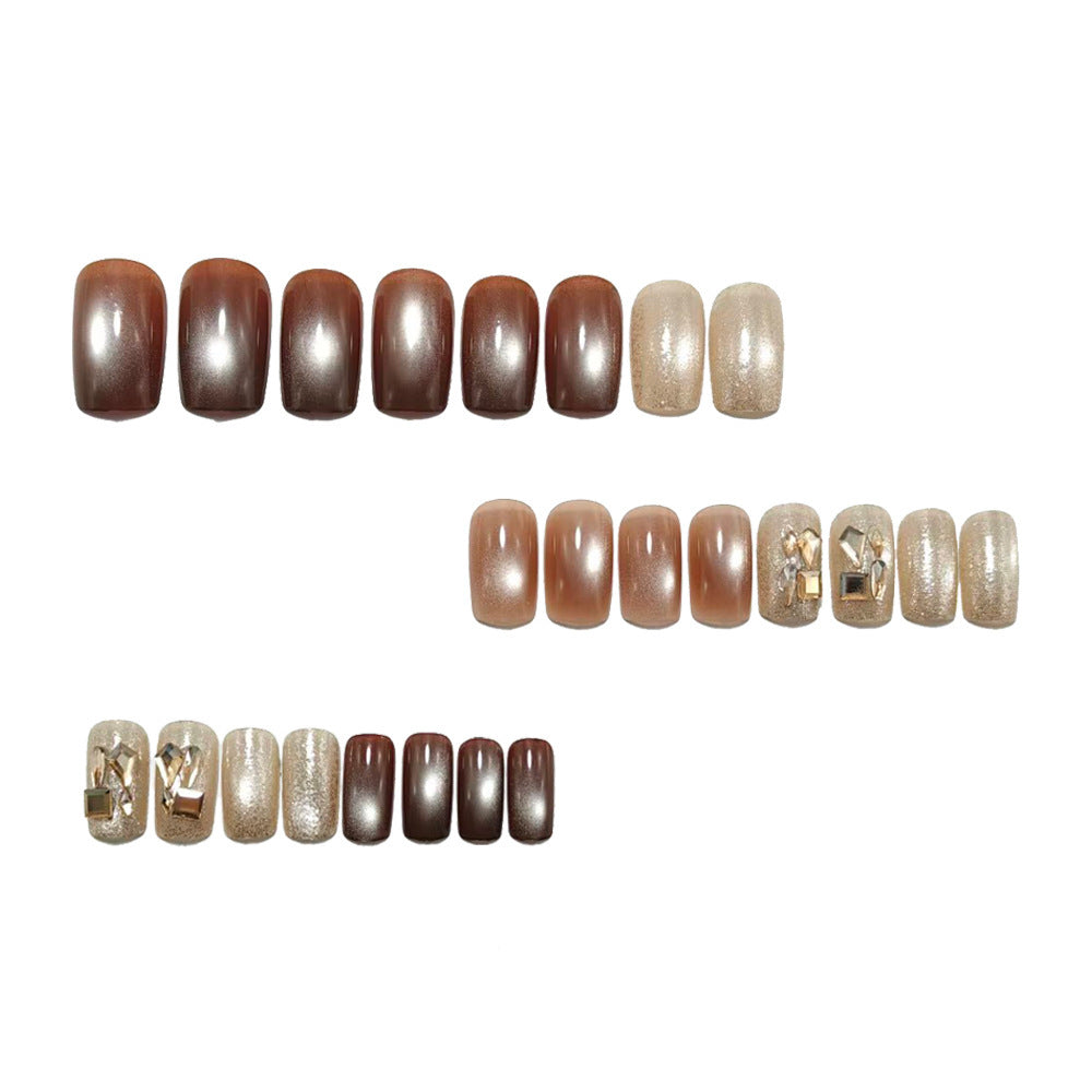 Artificial nails with glitter accents Bowlift