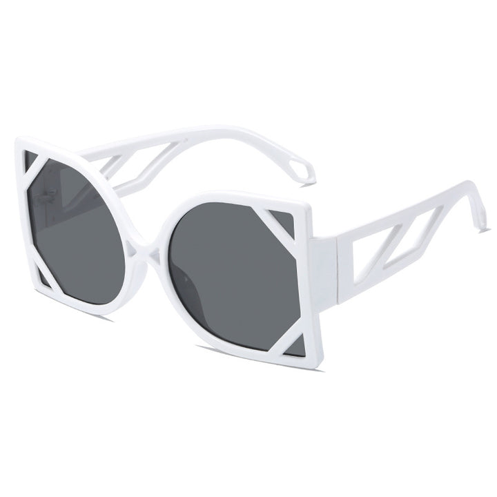 Ladies geometric sunglasses with exclusive design and UV protection Bowlift