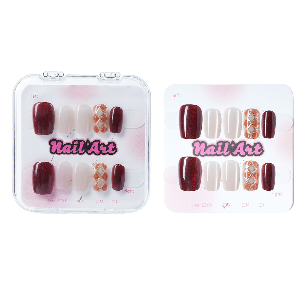 Glamorous Press-On Nail Art Set Bowlift