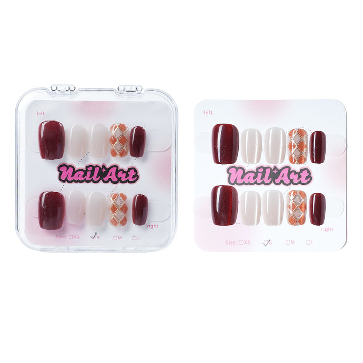 Glamorous Press-On Nail Art Set Bowlift