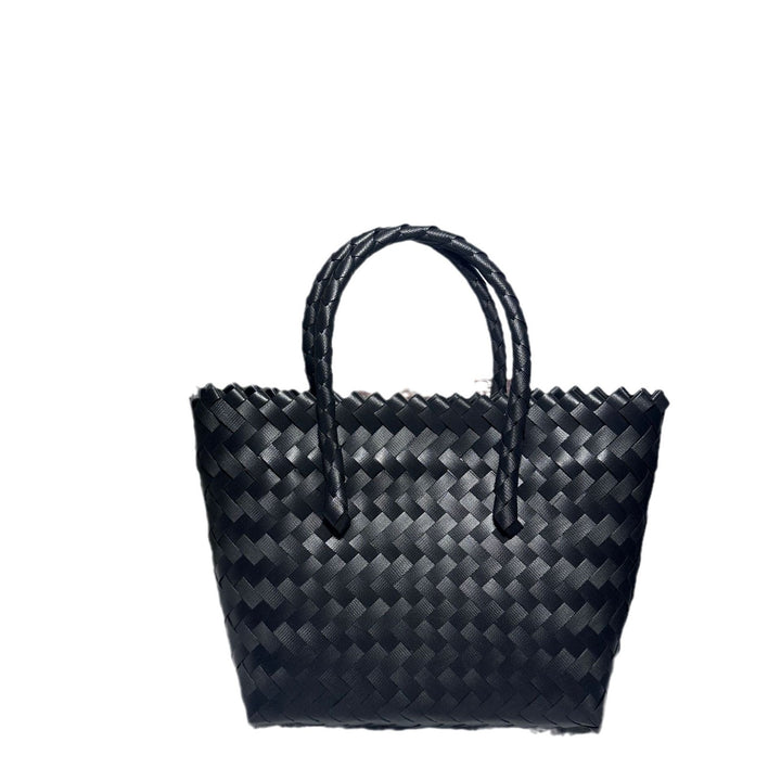 Handbag with Playful Design Bowlift