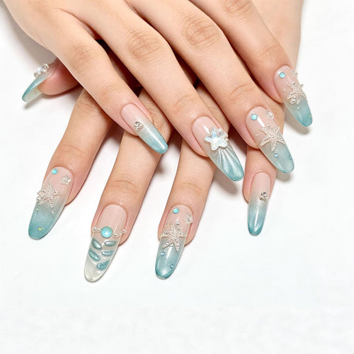 Artificial nails in elegant ocean design Bowlift