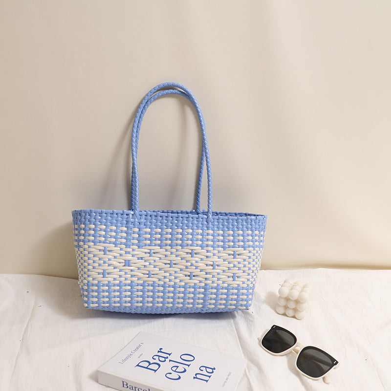 Braided tote bag with modern accents Bowlift
